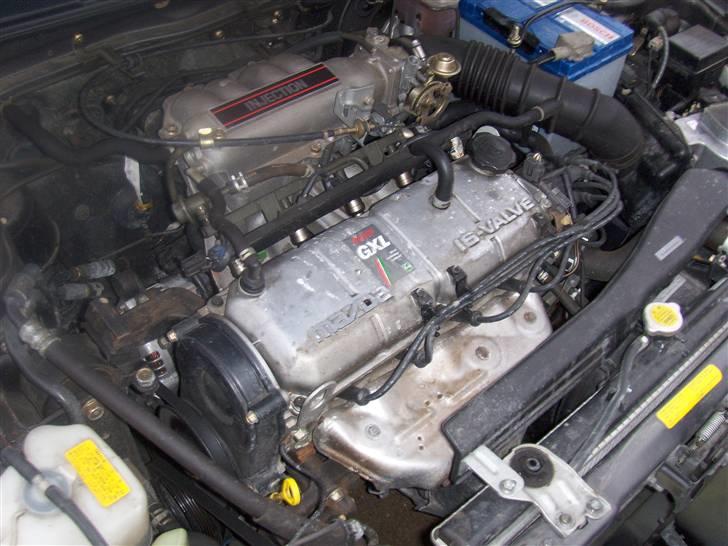 Mazda 323F billede 8