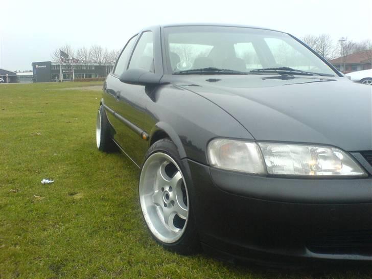 Opel vectra 1,8 16v billede 2