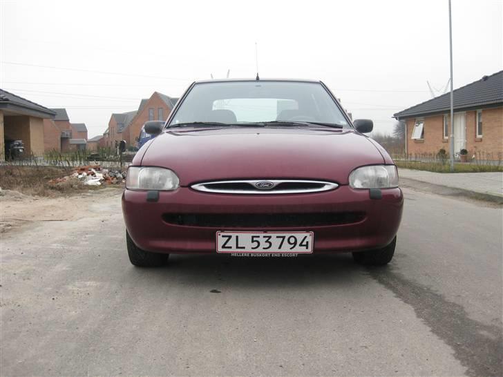 Ford Escort DØD!!!! billede 1
