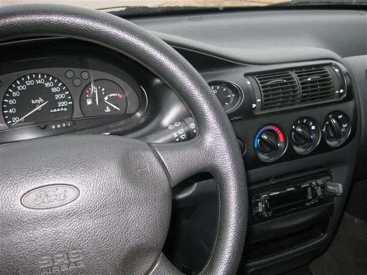 Ford Escort DØD!!!! billede 5