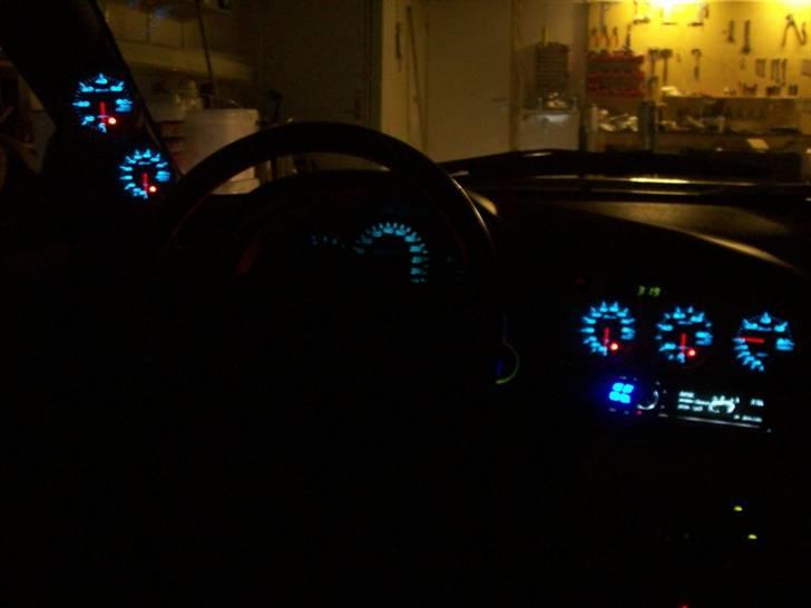 Toyota Celica 2,0GT - til salg - Defi ure og plasma speedometer skiver  billede 4