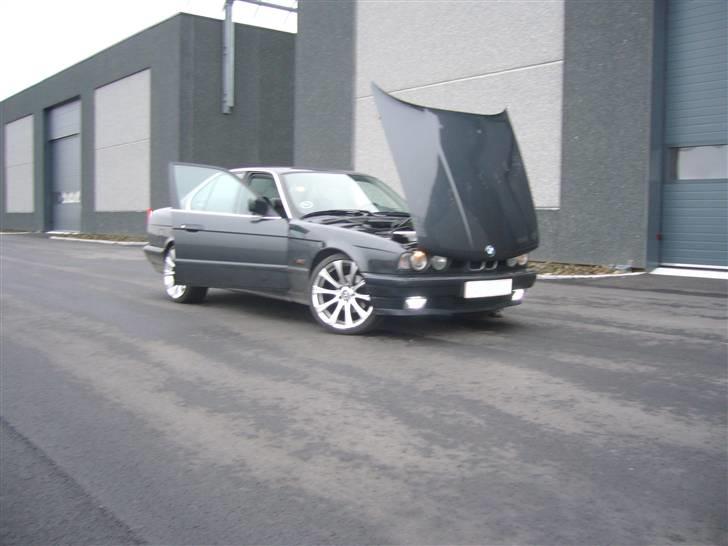 BMW 525i 24V solgt billede 10
