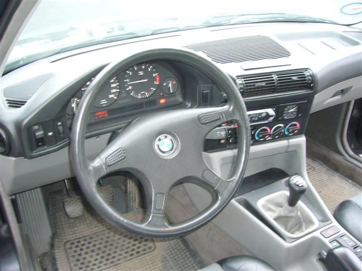 BMW 525i 24V solgt billede 11