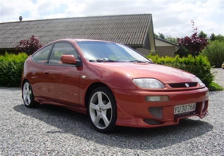 Mazda 323c BA SOLGT billede 2