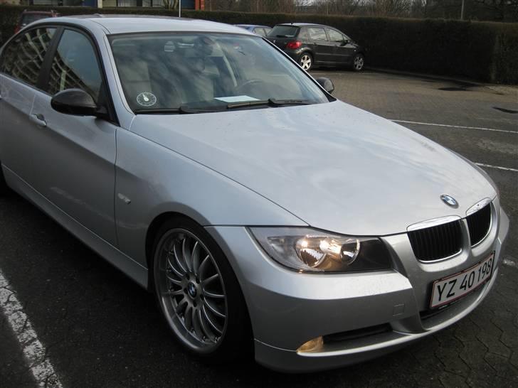 BMW 320i E90 tilsalg billede 1