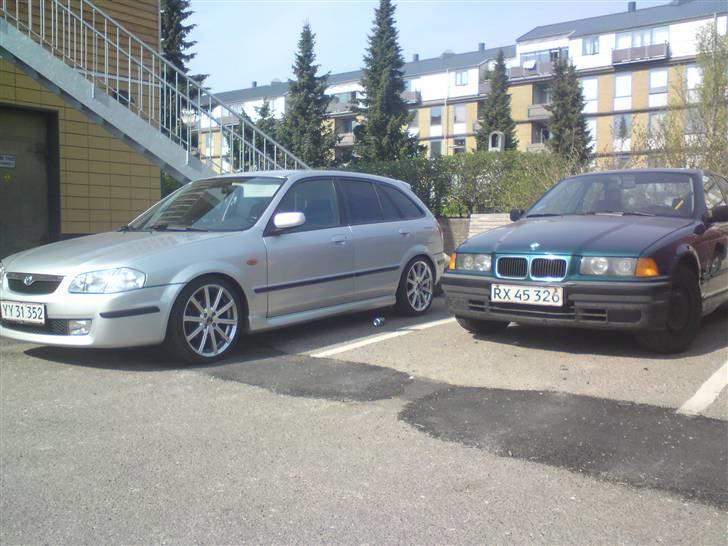 BMW 320i {solgt} - Sådan ser den ud lige pt :P billede 1