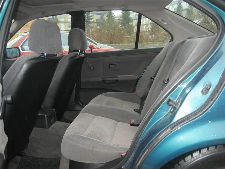 BMW 320i {solgt} billede 6