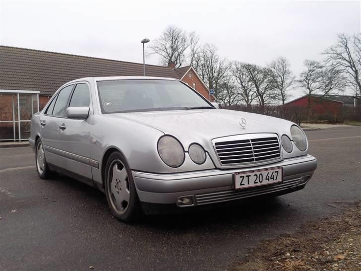 Mercedes Benz E290 Solgt billede 1