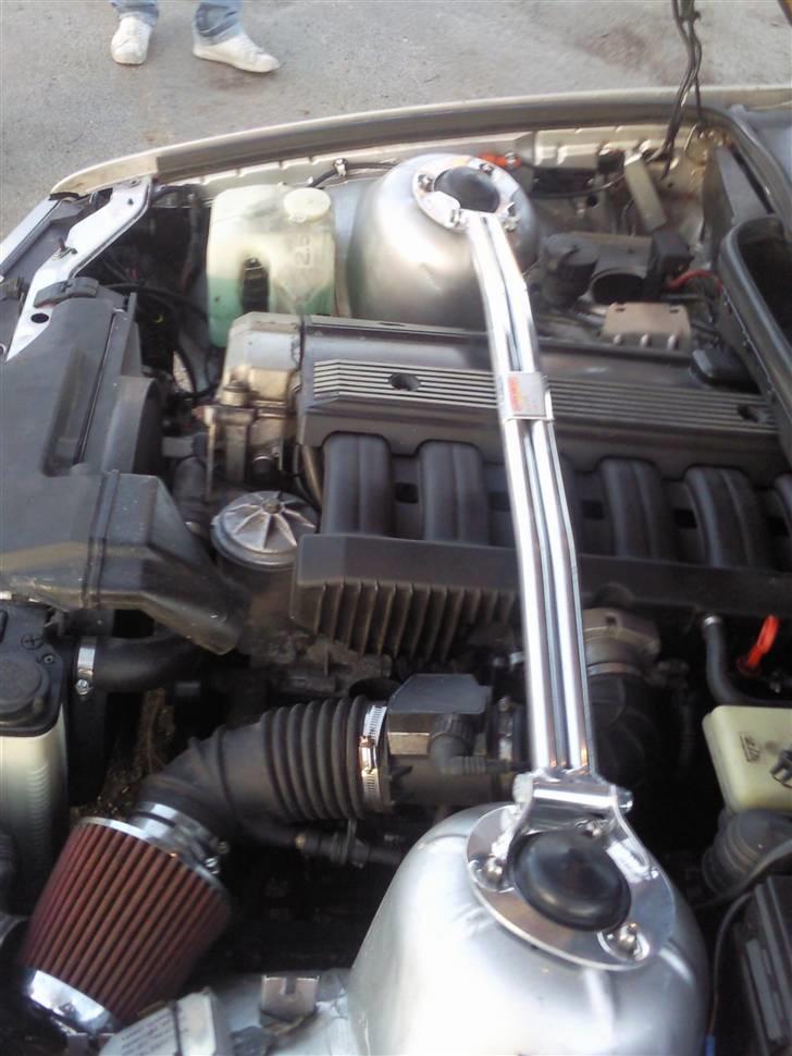 BMW 325i Solgt billede 8