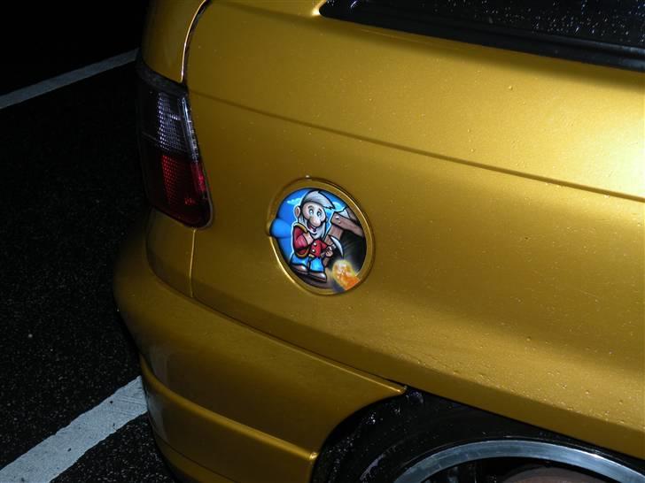 Opel Astra F Guldklumpen - Goldminer på tankdækslet  billede 11