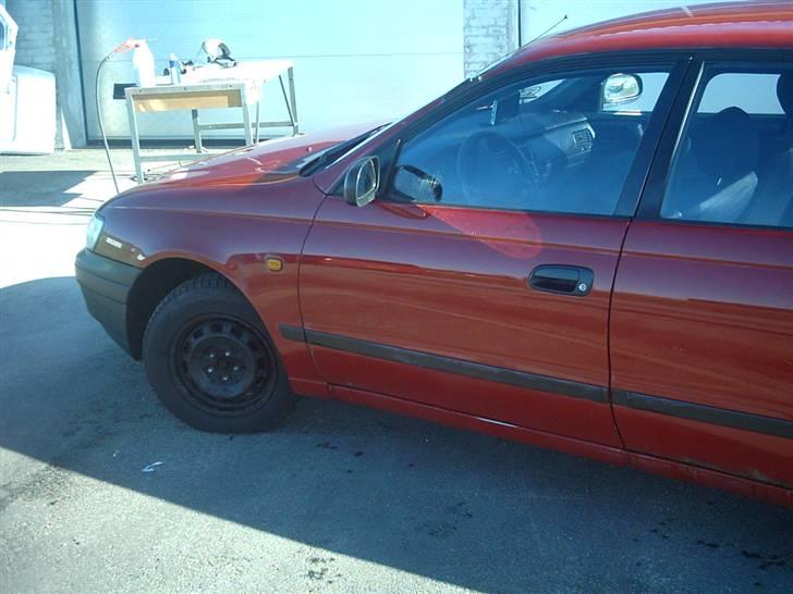 Toyota Carine E billede 1