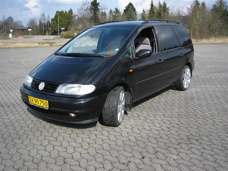 VW Sharan 1,9 TDI GL Solgt billede 1