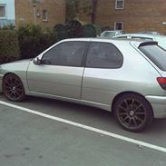 Peugeot 306