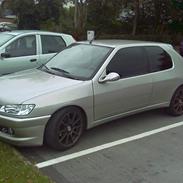 Peugeot 306