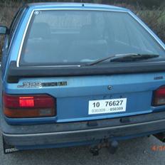 Mazda 323 LX 1,5 solgt