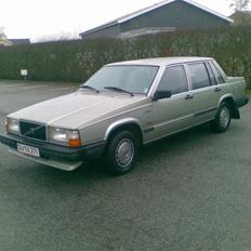Volvo 740 gl -SOLGT-