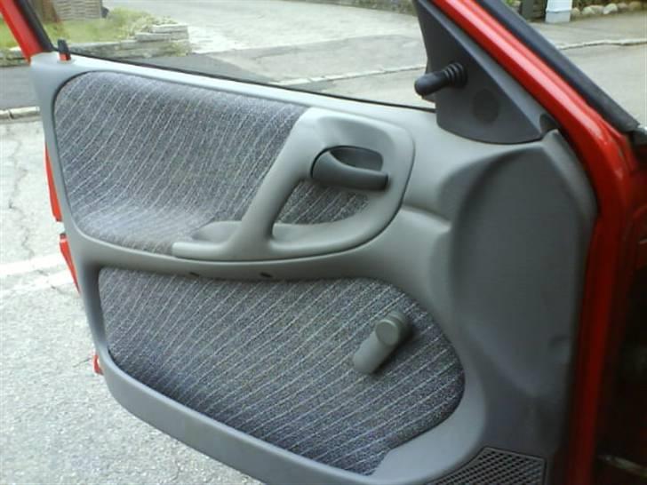 Opel Astra Caravan - SOLGT - Fin dørside. billede 7