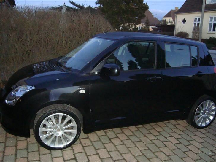Suzuki Swift  billede 2
