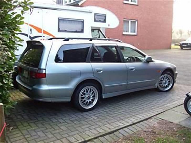 Mitsubishi LEGNUMtwinturbo4x4SOLGT   billede 2