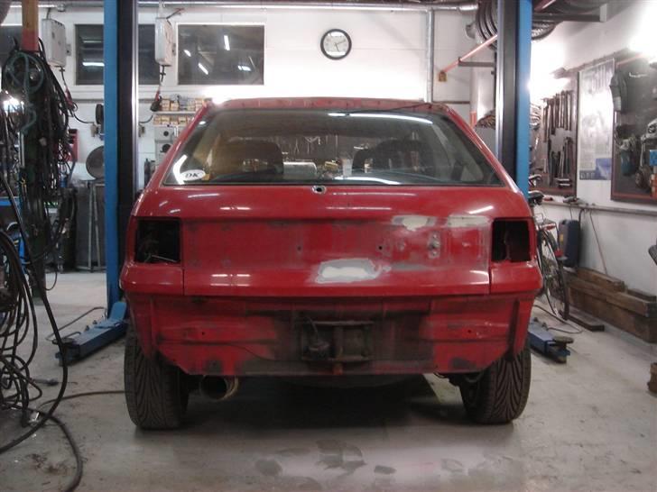 Opel Astra F - Næsten Klar til maler billede 15