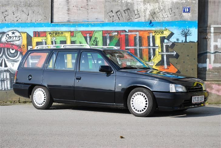 Opel Kadett Caravan *solgt* billede 1