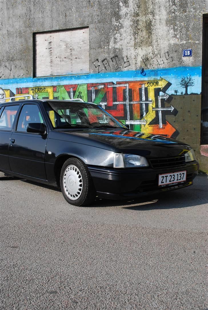 Opel Kadett Caravan *solgt* billede 3