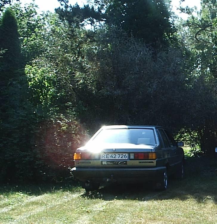 VW Passat 32B (opstaldet) billede 4