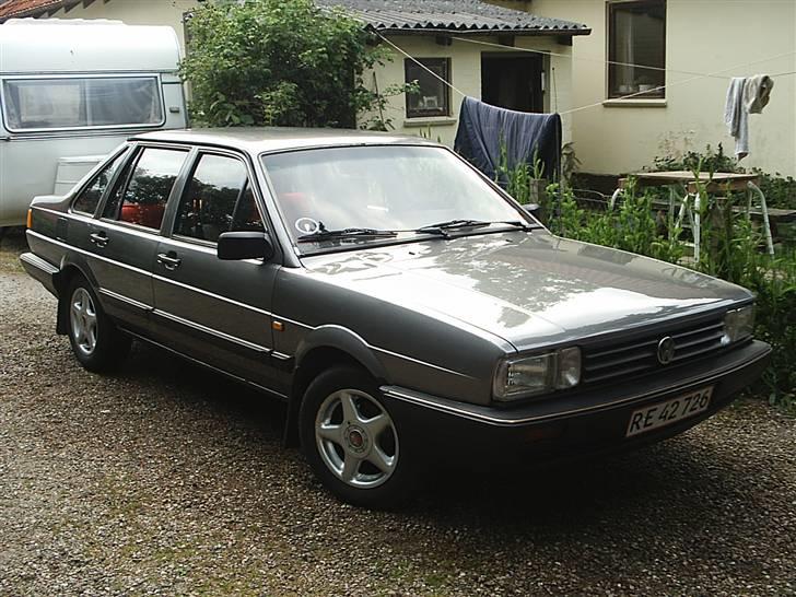 VW Passat 32B (opstaldet) billede 5