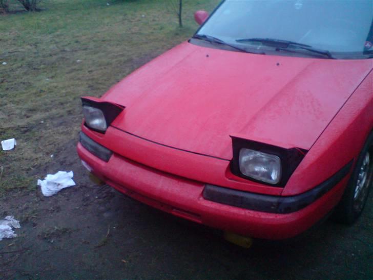 Mazda 323 F 1,8 GT *Solgt* billede 4