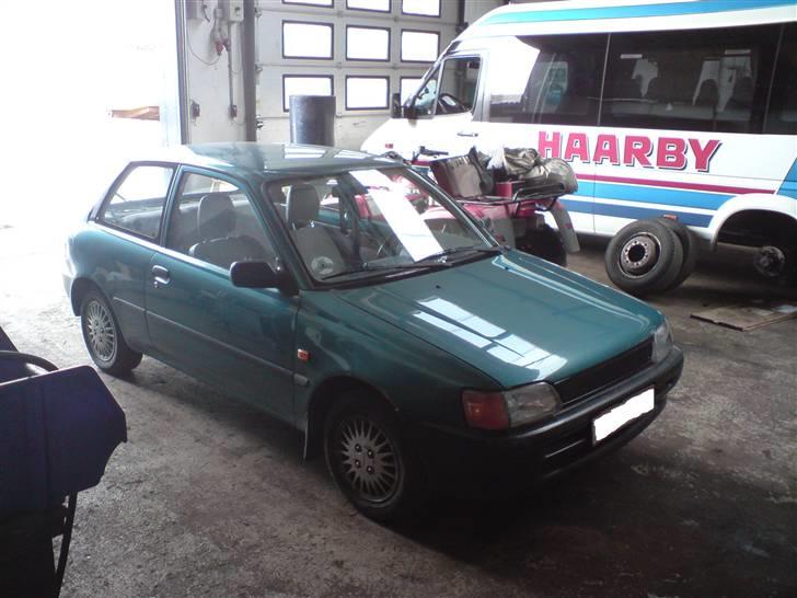 Toyota Starlet 1,3XLi(Solgt) billede 2