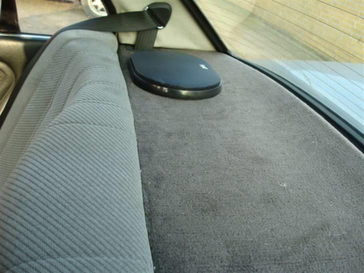 BMW 323i e30 r.i.p - den anden højtaler begge to mds billede 12