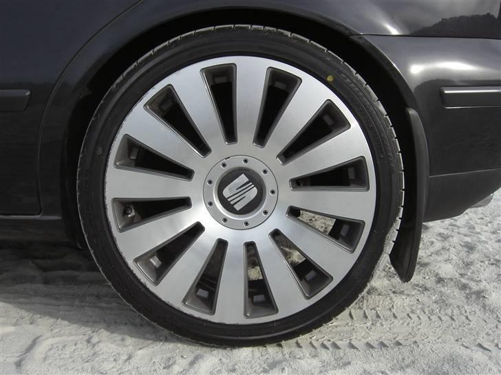 Seat Leon SOLGT billede 4