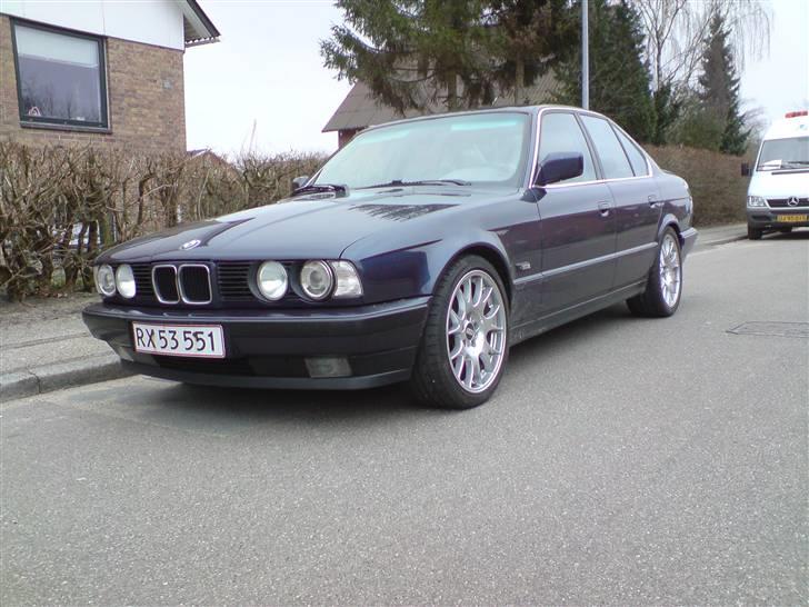 BMW E34  SOLGT billede 2