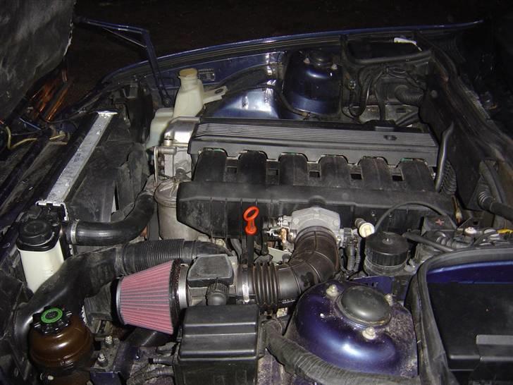 BMW E34  SOLGT billede 9