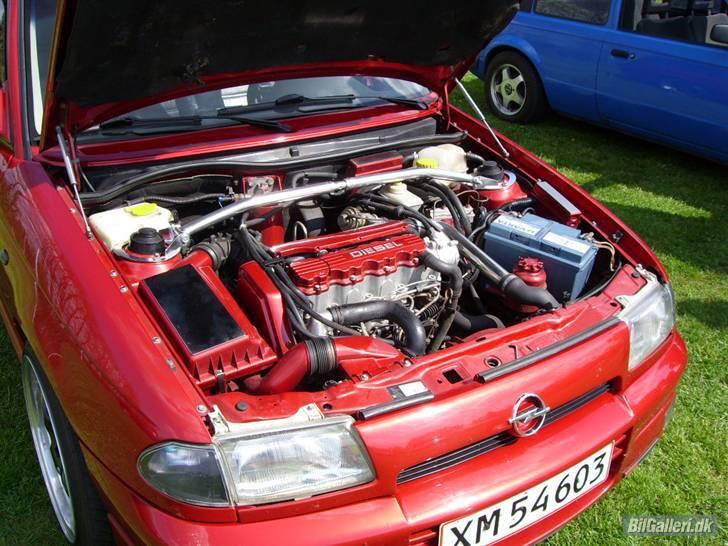 Opel astra caravan solgt! - gamle maskine billede 3