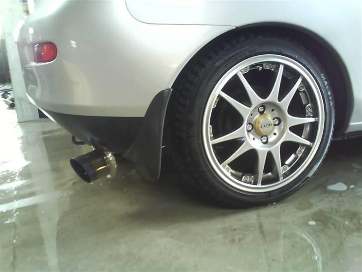 Mazda 323c solgt billede 3