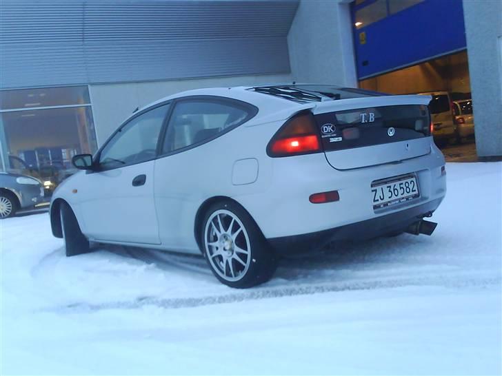 Mazda 323c solgt billede 18