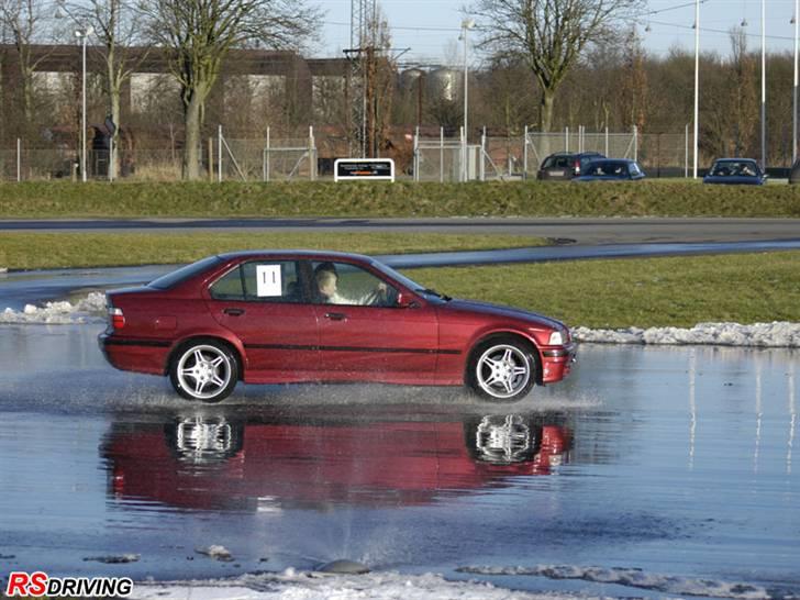 BMW 325I E36 *Solgt* - Rs-driving i fredericia billede 16