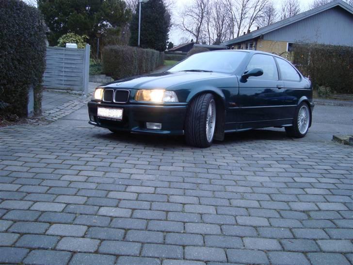 BMW 316i Compact - Solgt billede 5