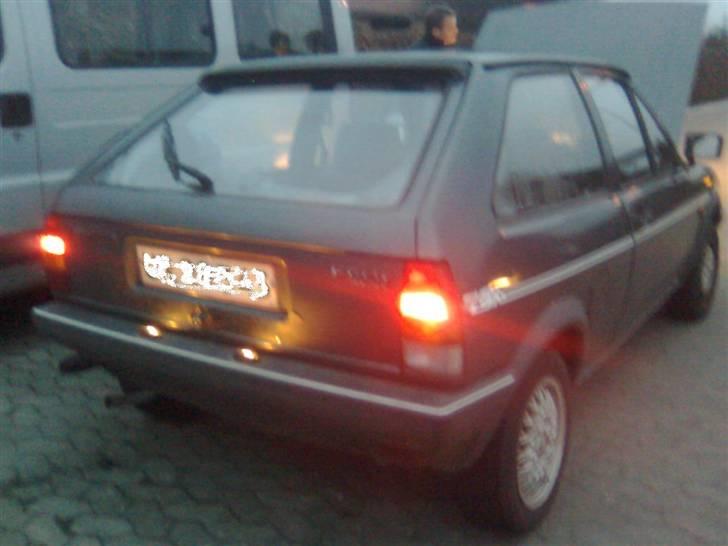 VW Polo - LYSERØD<3 solgt - da jeg var ude og se bilen :)  billede 3