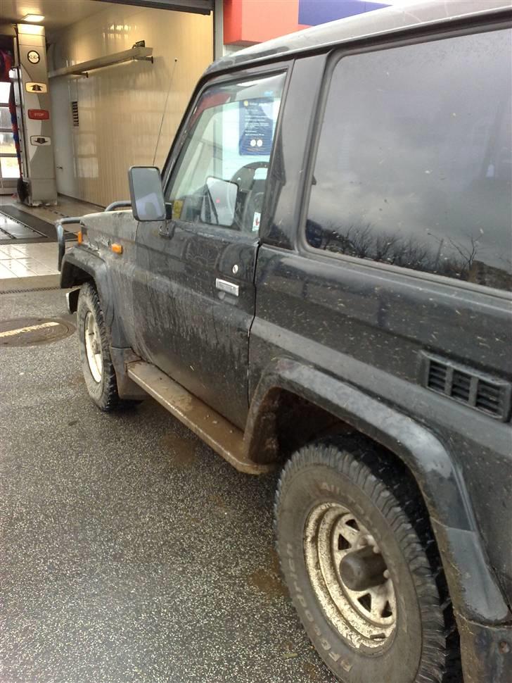 Toyota Land Cruiser Lj 70  Solgt billede 9