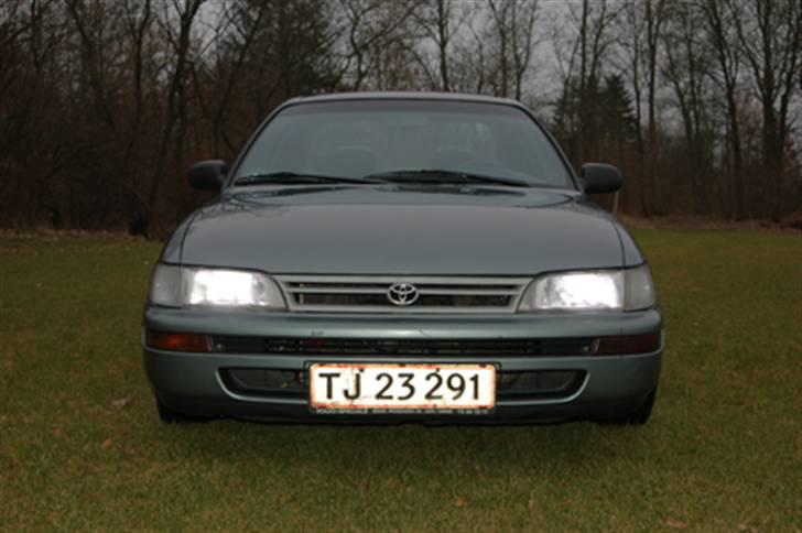 Toyota corolla 1,3 sedan solgt - xenon top nice billede 4