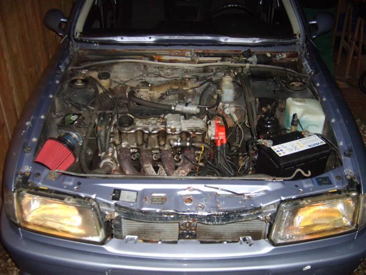 Opel vectra A 2.0i 8v skrot billede 6