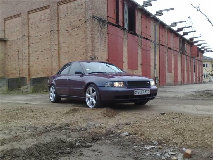 Audi A4 1,6 Solgt billede 15