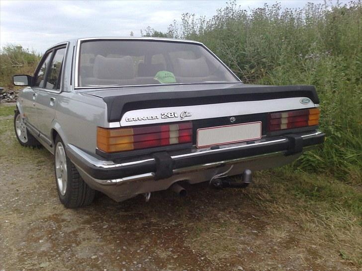 Ford Granada 2,8I Ghia V6 Aut...R.I.P. billede 18