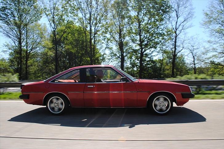 Opel Manta B 2,0S Coupé - Endnu et lille kørebillede :-) billede 12