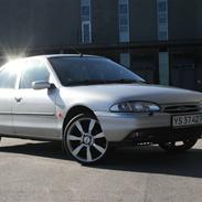 Ford Mondeo 1.8 16V Solgt