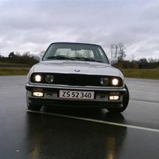 BMW 320i  Coupé Byttet :)