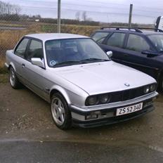 BMW 320i  Coupé Byttet :)
