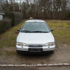 Ford Mondeo 1, SOLGT